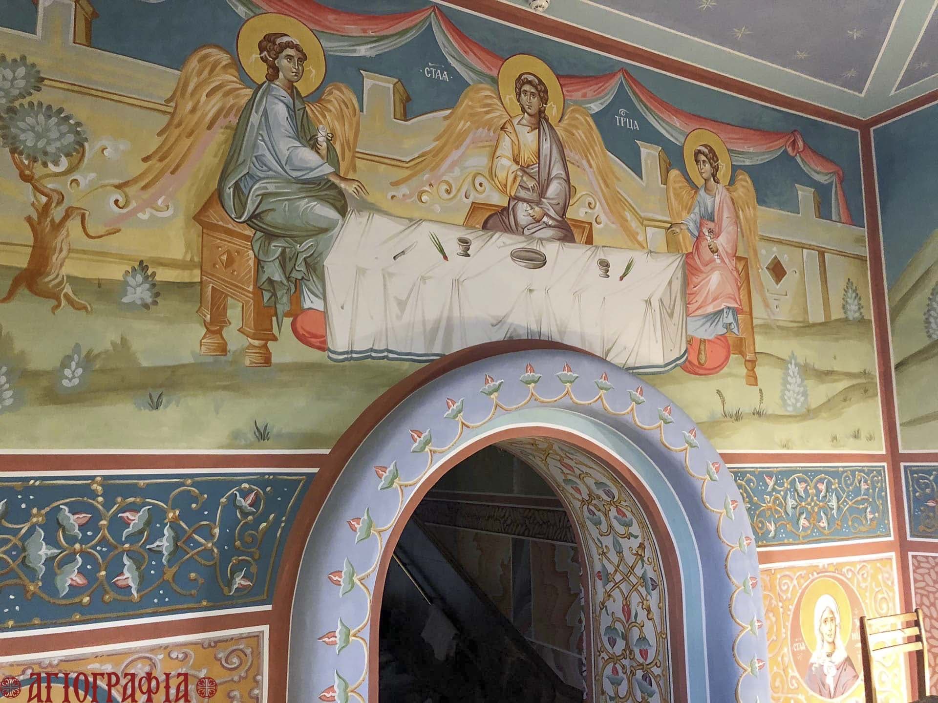 Святая Троица на росписях храма Всех скорбящих Радость, г. Лангепас.