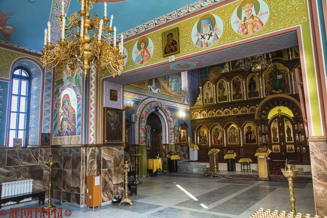 Росписи в трапезной части храма Всех скорбящих Радость, г. Лангепас.